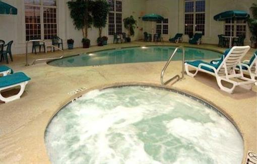 фото отеля La Quinta Inn Cleveland-Macedonia