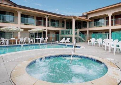 фото отеля Quality Inn and Suites Woodland