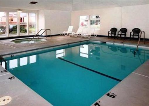 фото отеля Comfort Inn & Suites Fortuna