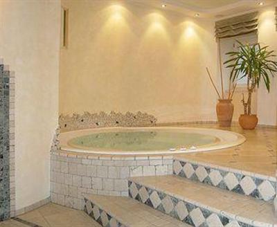 фото отеля Hotel Mondschein Vipiteno