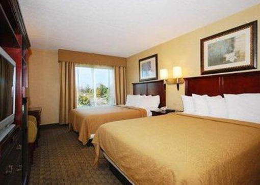 фото отеля Quality Inn & Suites Bensalem