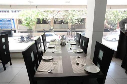 фото отеля Hotel Jal Sagar