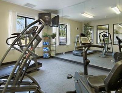 фото отеля Baymont Inn & Suites North Aurora