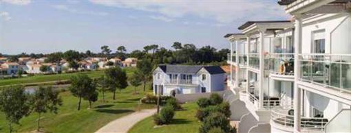 фото отеля Madame Vacances Residence Le Domaine Des Fontenelles Saint-Gilles-Croix-de-Vie