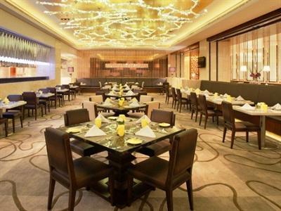 фото отеля Radisson Blu Plaza Chongqing Nan Bin Lu