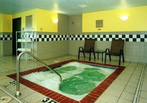 фото отеля Comfort Inn & Suites Fayetteville