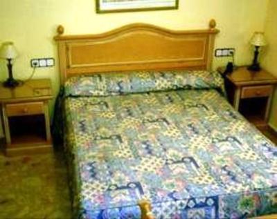 фото отеля Victoria Hostal Malaga