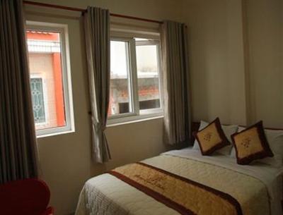 фото отеля Giang Son Hotel 1