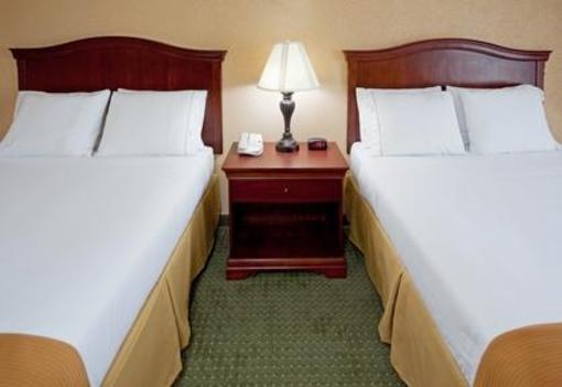 фото отеля Holiday Inn Express Hotel & Suites Binghamton University Vestal