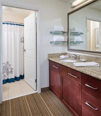 фото отеля Residence Inn Youngstown Poland