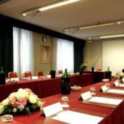 фото отеля Idea Hotel Milano Lorenteggio