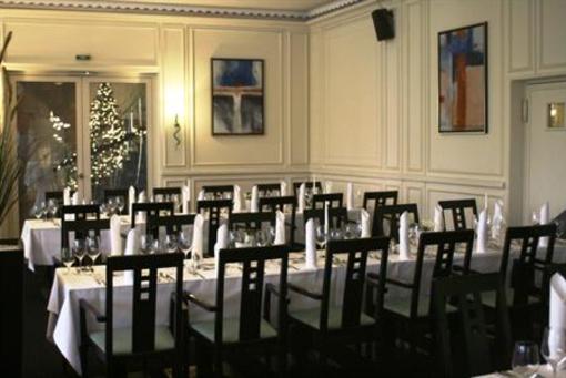 фото отеля Schlosshotel Bad Wilhelmshoehe
