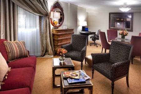 фото отеля Crowne Plaza Hotel Astor-New Orleans
