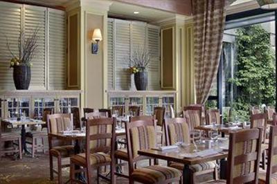 фото отеля Fairmont Chateau Whistler Resort