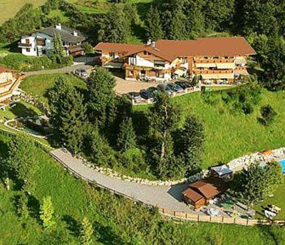 фото отеля Hotel Sonnleitn St. Johann in Tirol