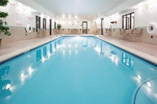 фото отеля Holiday Inn Express Hotel & Suites Garden City