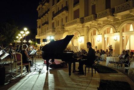 фото отеля Grand Hotel Rimini