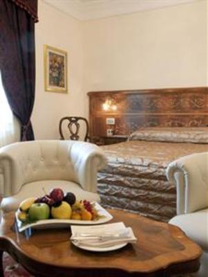 фото отеля Grand Hotel Rimini