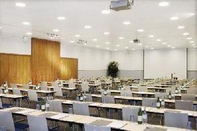 фото отеля Movenpick Hotel Zurich Airport