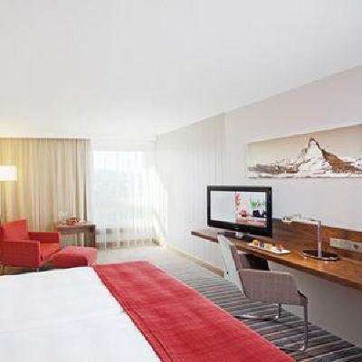 фото отеля Movenpick Hotel Zurich Airport