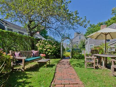фото отеля The Summer House Cottages