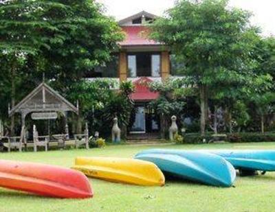 фото отеля Uthai River Lake Resort Uthai Thani