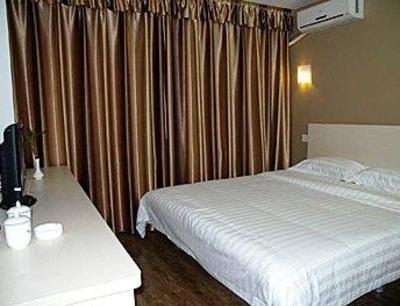 фото отеля Super 8 Hotel Railway Station Dalian