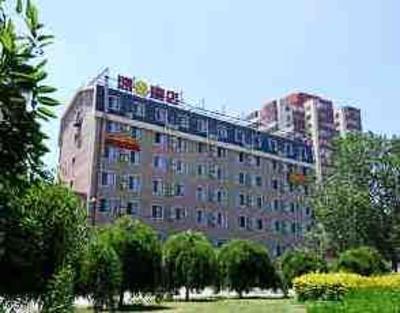 фото отеля Super 8 Hotel Railway Station Dalian