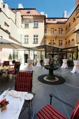 фото отеля Hotel Leonardo Prague