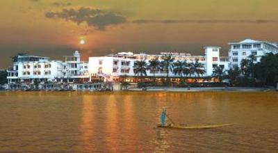 фото отеля Huong Giang Hostel