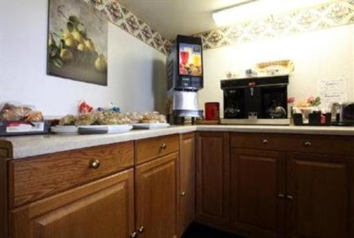 фото отеля Americas Best Value Inn Macomb