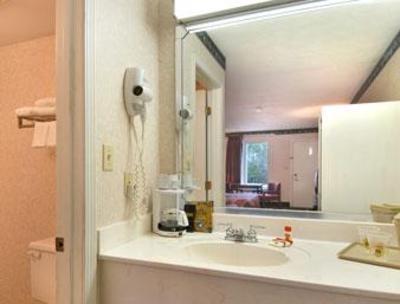 фото отеля Super 8 Pearl Jackson East