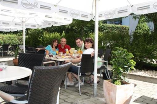 фото отеля Hotel-Restaurant "Zur Kapelle"