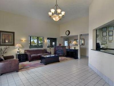 фото отеля Super 8 Kennewick/Tri-Cities Area
