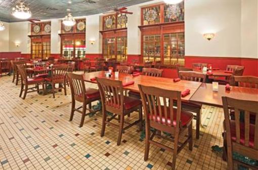 фото отеля Holiday Inn La Crosse