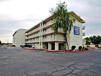 Motel 6 Phoenix - Northern Avenue
