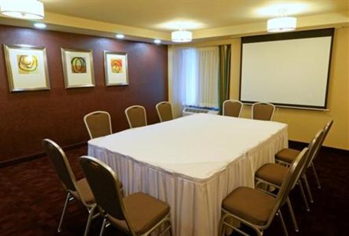 фото отеля Holiday Inn Express Hampton Coliseum Central