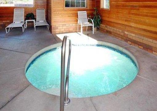 фото отеля Comfort Suites Salem
