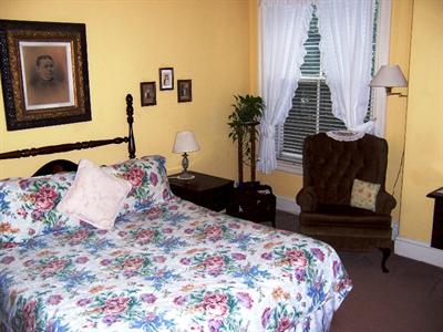 фото отеля Kalorama Guest House Washington D.C.