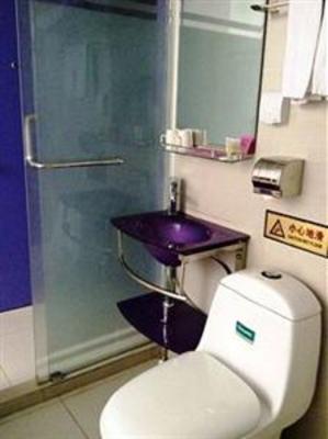 фото отеля Lavender Hotel Hua Nan City Branch