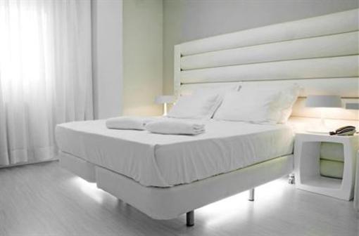 фото отеля Hotel Las Torres Zaragoza