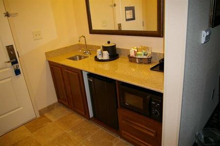 фото отеля Hampton Inn & Suites Huntersville