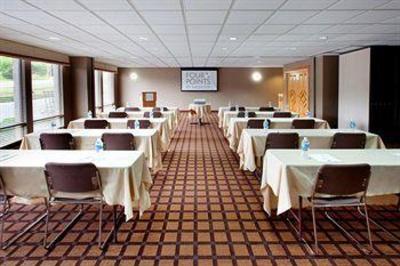 фото отеля Four Points by Sheraton Charlotte - Pineville