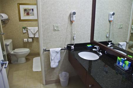 фото отеля Radisson Suite Hotel Toronto Airport
