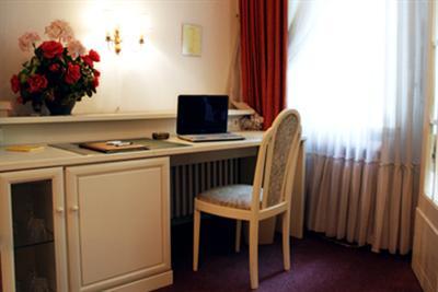 фото отеля Comet Hotel