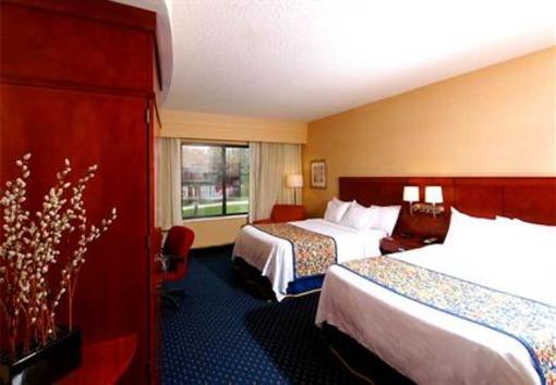 фото отеля Courtyard by Marriott Knoxville Airport Alcoa