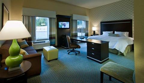 фото отеля Hampton Inn & Suites Denison