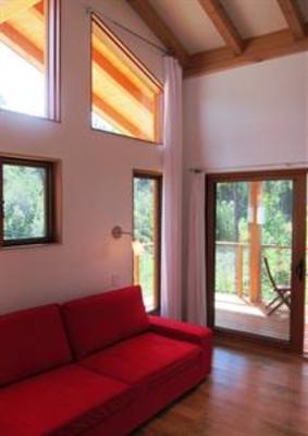 фото отеля Myra Canyon Ranch B&B