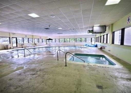 фото отеля Quality Inn & Suites Escanaba