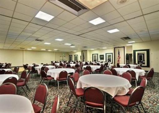 фото отеля Quality Inn & Suites Escanaba